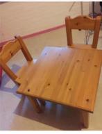 Kindersetje: tafeltje met 2 stoeltjes, Tafel(s) en Stoel(en), Zo goed als nieuw, Ophalen