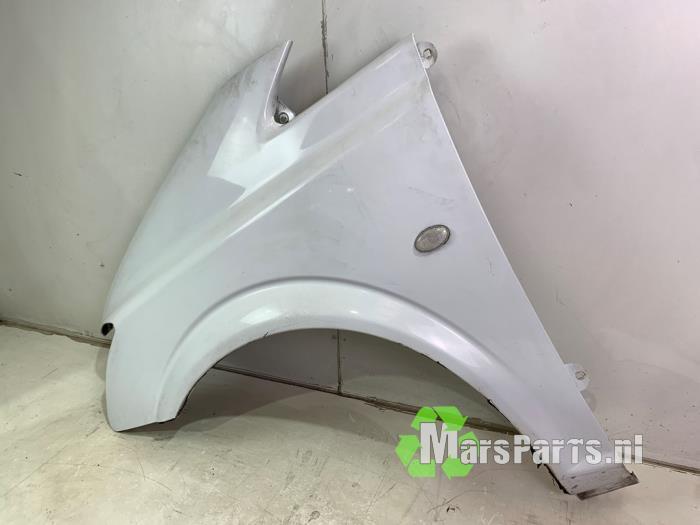 Scherm links-voor van een Mercedes Vito (9147), Auto-onderdelen, Carrosserie en Plaatwerk, Mercedes-Benz, Gebruikt, 3 maanden garantie