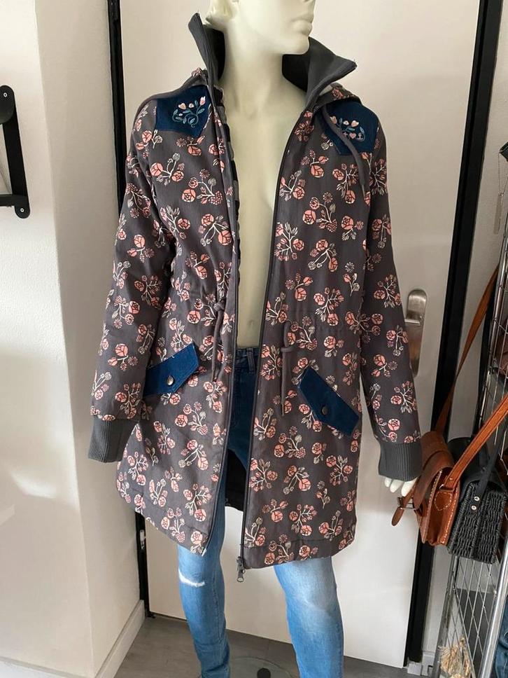 Mooie bohemian tussenjas van blutgeschwister maat S, Kleding | Dames, Jassen | Zomer, Zo goed als nieuw, Maat 36 (S), Grijs, Ophalen of Verzenden