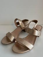 Gouden sandalen van H&M, maat 37, Kleding | Dames, Schoenen, Sandalen of Muiltjes, Ophalen of Verzenden, Zo goed als nieuw