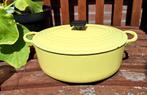 Vintage Le Creuset pan, Elysee geel, ovaal., Ophalen of Verzenden, Gebruikt, Gietijzer, Koekenpan of Braadpan