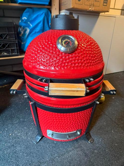 De Grill Guru Kamado Compact rood, Ø 38 cm hoogte 50 cm, Tuin en Terras, Houtskoolbarbecues, Zo goed als nieuw, Met accessoires