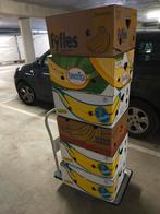 Bananen dozen met rommelmarktspullen, Doe-het-zelf en Verbouw, Gebruikt, Doos, Minder dan 40 cm, Ophalen