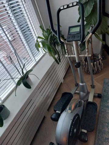 Dunlop crosstrainer beschikbaar voor biedingen