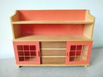 Poppenmeubel houten kastje, Ophalen of Verzenden, Zo goed als nieuw, Accessoires