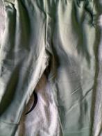 Groene joggingbroek.  Maat 110/116. Hema., Broek, Jongen of Meisje, Nieuw, Ophalen of Verzenden