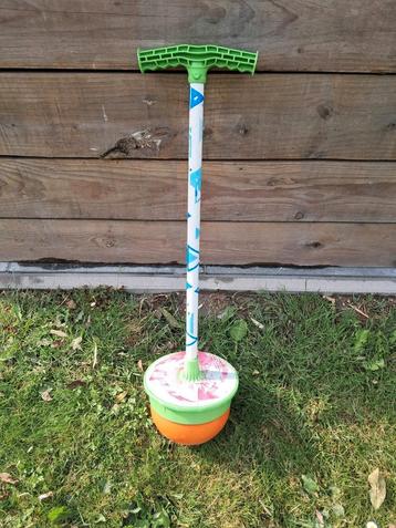 Springstok op bal  beschikbaar voor biedingen