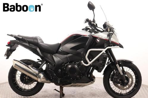 Honda VFR 1200 X Crosstourer C-ABS (bj 2015), Motoren, Motoren | Schademotoren, Toermotor, Honda, meer dan 35 kW, ABS