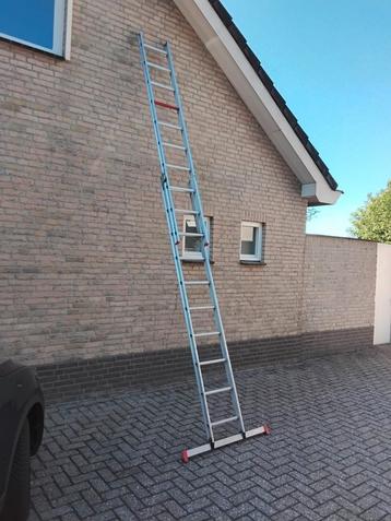 2 delige Altrex aluminium ladder 2x10 treden beschikbaar voor biedingen