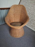 Rotan kuipstoel, Ophalen, Bruin, Riet of Rotan, Zo goed als nieuw