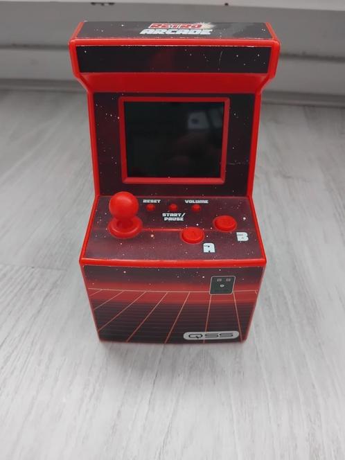 Retro Arcade Klein, Spelcomputers en Games, Spelcomputers | Overige, Zo goed als nieuw, Ophalen