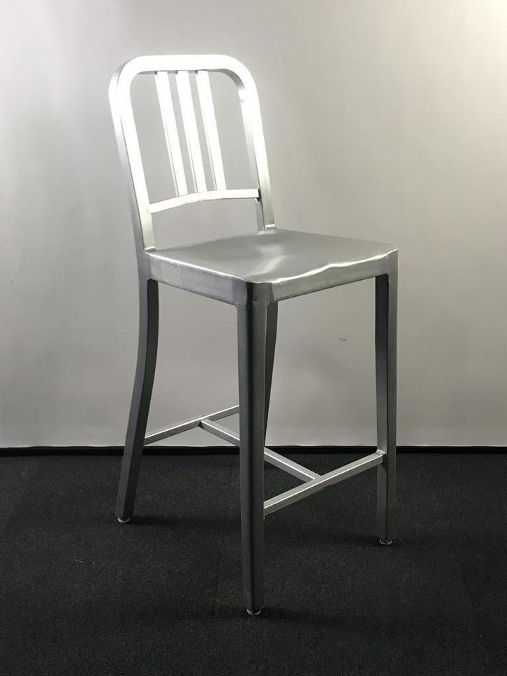 Design barkruk - Aluminium uniek en bijzonder!, Huis en Inrichting, Barkrukken, Gebruikt, 90 cm of meer, Metaal, 5 krukken of meer