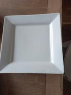 Witte Vierkante Borden Set, Ophalen, Keramiek, Zo goed als nieuw, Bord(en)