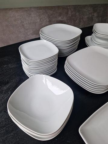 15 Värdera Ikea ontbijtbordjes 18x18cm beschikbaar voor biedingen