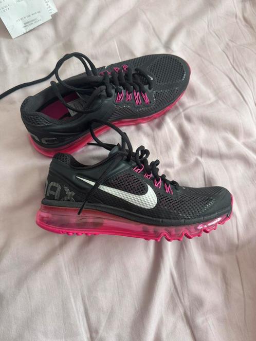 Nike Air Max maat 38,5, Sport en Fitness, Loopsport en Atletiek, Nieuw, Hardloopschoenen, Nike, Ophalen of Verzenden