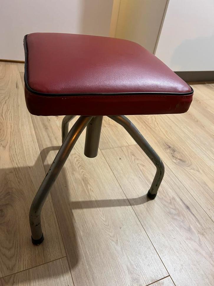 retro (schilders)kruk, Huis en Inrichting, Krukjes, Gebruikt, In hoogte verstelbaar, Ophalen