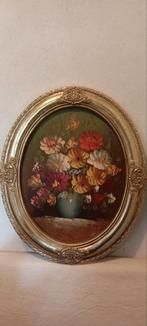 2 mooie ovale bloemen schilderijen in lijst, Minder dan 50 cm, Ophalen of Verzenden, Zo goed als nieuw, Schilderij