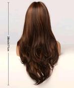 Mooie bruine pruik/haarwerk met highlights, incl wigcap., Sieraden, Tassen en Uiterlijk, Uiterlijk | Haarverzorging, Ophalen of Verzenden