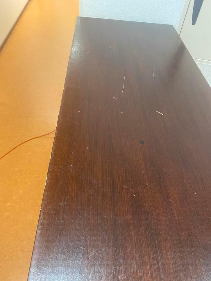 Gratis: Stijlvolle Bartafel, Huis en Inrichting, Tafels | Eettafels, Gebruikt, 50 tot 100 cm, 100 tot 150 cm, Vier personen, Rechthoekig