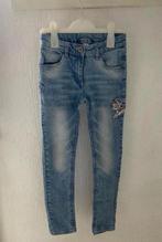 Spikerjeans  Maat:128 6-7 Jaar meisje, Ophalen of Verzenden, Zo goed als nieuw, Meisje, Broek