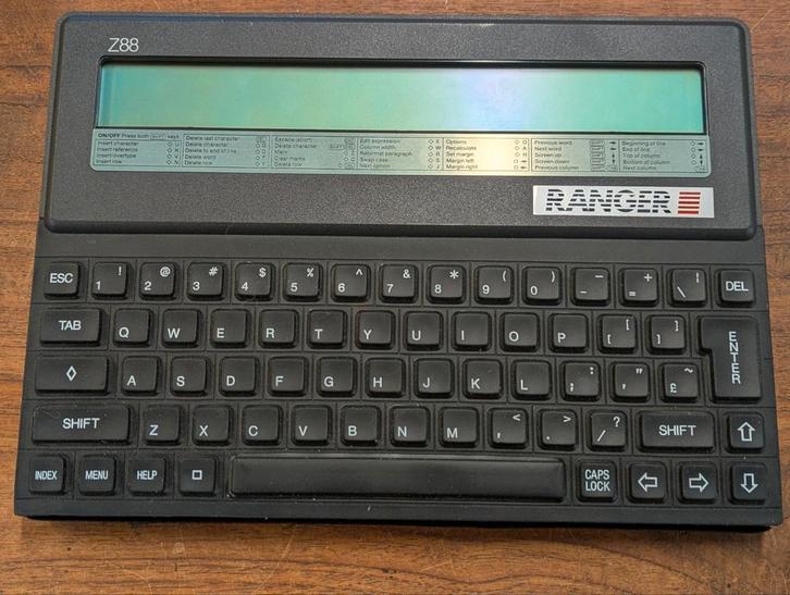 Vintage ranger Z88 pc Retro Cambridge jaren 80 computer, Computers en Software, Vintage Computers, Ophalen