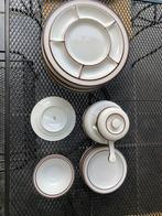 Thomas servies wit met bruin randje, Huis en Inrichting, Keuken | Servies, Ophalen of Verzenden, Zo goed als nieuw, Bord(en), Effen