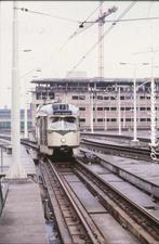 h1062: dia van HTM PCC 1223, Den Haag CS, '80s, Ophalen of Verzenden, Gebruikt, Tram, Overige typen