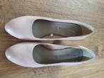 Tamaris klassieke pumps. Maat 38. Hakhoogte 6cm, Kleding | Dames, Schoenen, Ophalen of Verzenden, Gedragen