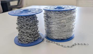 Metalen knoopketting, plusminus 40 meter beschikbaar voor biedingen