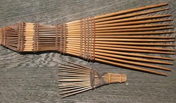 CONGO AFRIKA 2 KAMMEN WEEF/VLECHTWERK beschikbaar voor biedingen