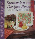 Stempelen met design presses - Woonideeën., Ans van Heijnsbergen, Nieuw, Ophalen of Verzenden, Overige onderwerpen