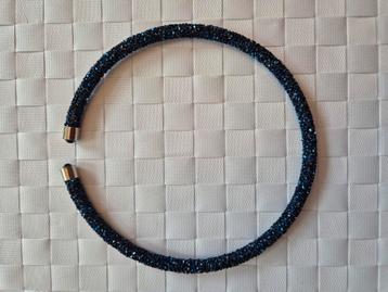 Blouw Ketting ,bejuterie,  nieuw  beschikbaar voor biedingen