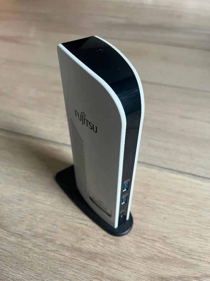 Fujitsu USB dock PR08, Computers en Software, Dockingstations, Gebruikt, Docking station, Laptop, Ophalen of Verzenden