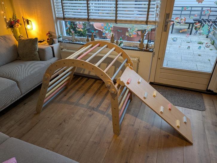 Indoor klimrek + glijbaan, Kinderen en Baby's, Speelgoed | Houten speelgoed, Gebruikt, Overige typen, Ophalen