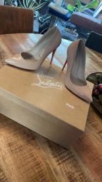 Louboutin Hakken - Maat 39, Pumps, Beige, Ophalen of Verzenden, Zo goed als nieuw