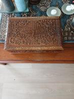 Antieke Handgemaakte Naaidoos uit Nederlands-Indië, Ophalen