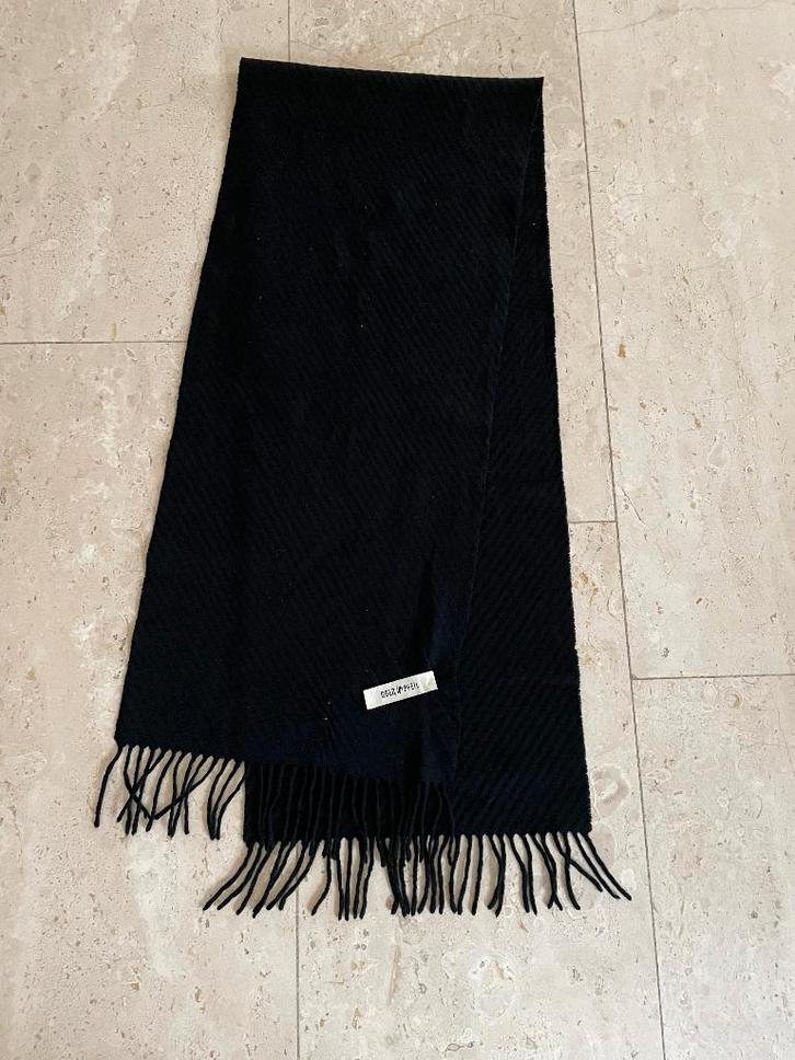 Gold Pfeil: z.g.a.n. mooie zwarte heren das/sjaal, Kleding | Heren, Mutsen, Sjaals en Handschoenen, Zo goed als nieuw, Sjaal, Overige maten