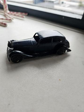 Zeldzame pre war dinky toys beschikbaar voor biedingen