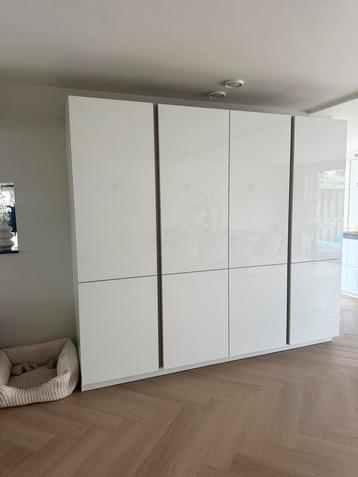 Kast wit 4-deurs 