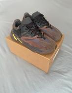 Yeezy Boost 700 V1 'Mauve' | Maat 44, Kleding | Heren, Schoenen, Overige kleuren, Ophalen of Verzenden, Adidas Yeezy, Sneakers of Gympen