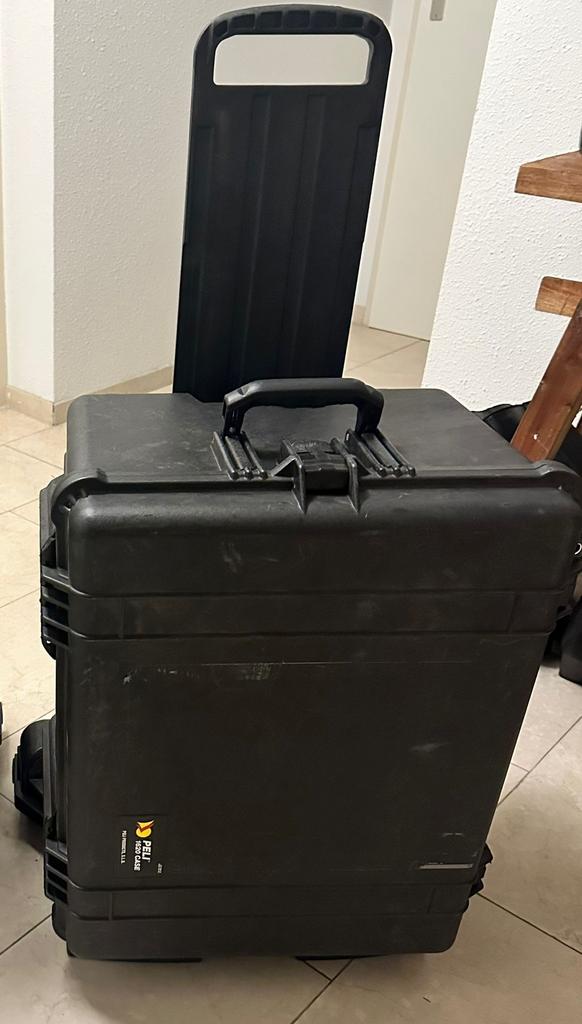 Pelicase 1620M, Muziek en Instrumenten, Behuizingen en Koffers, Ophalen of Verzenden, Zo goed als nieuw, Overige instrumenten