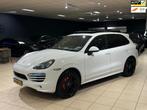 Porsche Cayenne 3.0 D GTS Pakket|Sport Chrono|Keyless|Pano|M, Automaat, Gebruikt, Zwart, Wit