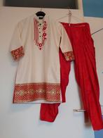 Rood-Witte Zijden Salwar Kameez - Maat S, Kleding | Dames, Ophalen of Verzenden, Zo goed als nieuw, Maat 36 (S)
