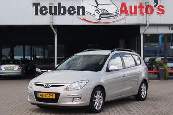 Hyundai i30 CW 1.6 CRDi Style Trekhaak, Climate control, Ele beschikbaar voor biedingen