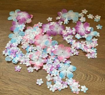 stoffen bloemen beschikbaar voor biedingen