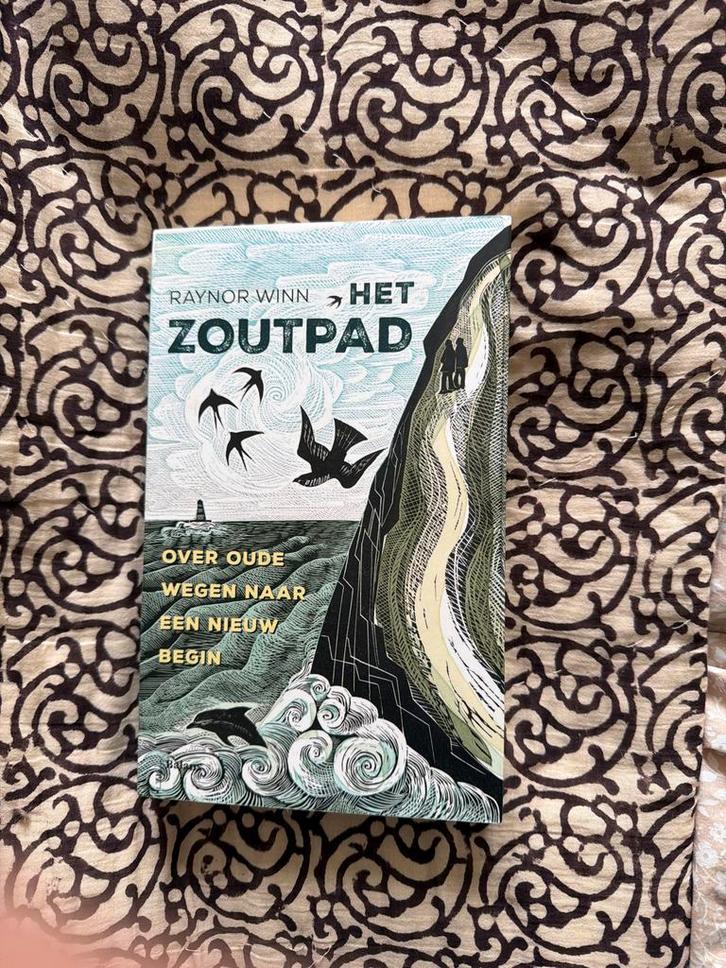 Het Zoutpad - Raynor Winn, Boeken, Romans, Zo goed als nieuw, Nederland, Ophalen of Verzenden