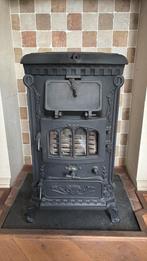 Robuuste landelijke gietijzeren kachel, Ophalen, Zo goed als nieuw, Hout, Houtkachel