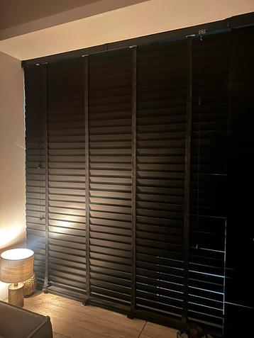 Zwart houten jaloezieën 2x 120x180 & 140x180 beschikbaar voor biedingen