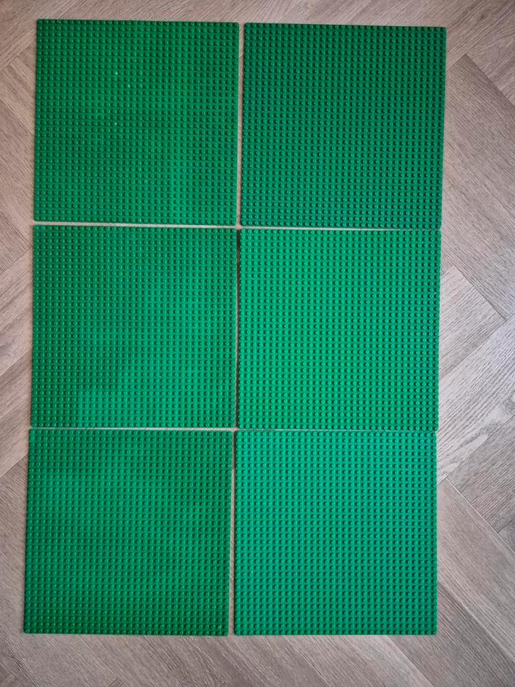 6 donker groene lego bouwplaten grondplaten baseplates 32x32, Kinderen en Baby's, Speelgoed | Duplo en Lego, Gebruikt, Lego, Complete set