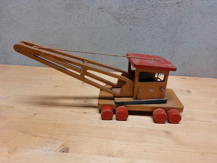 Vintage Jumbo houten hijskraan jaren '60, Kinderen en Baby's, Speelgoed | Houten speelgoed, Gebruikt, Duw- of Trekspeelgoed, Ophalen of Verzenden